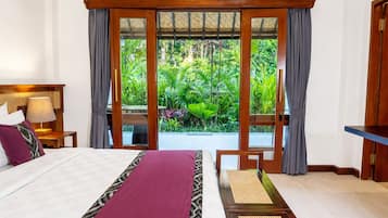 Kamar Double Standar, patio | Minibar, kedap suara, setrika/meja setrika, dan Wi-Fi gratis