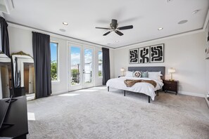 3 Schlafzimmer, Bügeleisen/Bügelbrett, WLAN, Bettwäsche