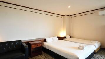 1 bedroom, desk, iron/ironing board, free WiFi