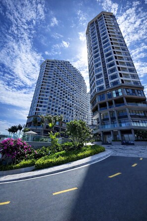 Front of property - Golden Sands Bayfront Mũi Né (Phan Thiet)