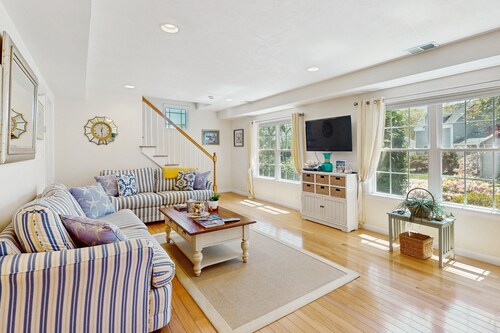 Two family dog friendly cottages: close to beach & town