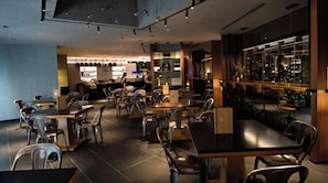 Bar (on property) - Nonsmoking 2bedroom suite double No view specified Breakfast included Buffet / Abutagun Hokkaidō (Abutagun)