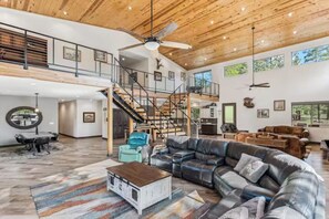 Smart TV, fireplace, stereo, offices