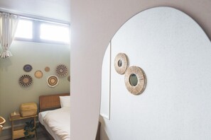 1 bedroom, desk, free WiFi, bed sheets