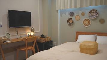 1 bedroom, desk, free WiFi, bed sheets