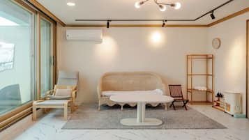 Basic Room, 1 Bedroom (Pine Breeze (Ocean View / BBQ)) | 1 bedroom, free WiFi