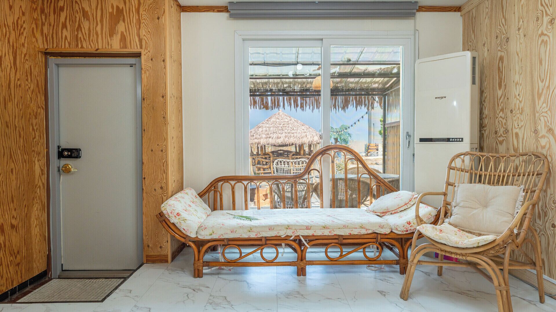 Basic Room, 2 Bedrooms (Noeul (BBQ)) | 1 bedroom, free WiFi