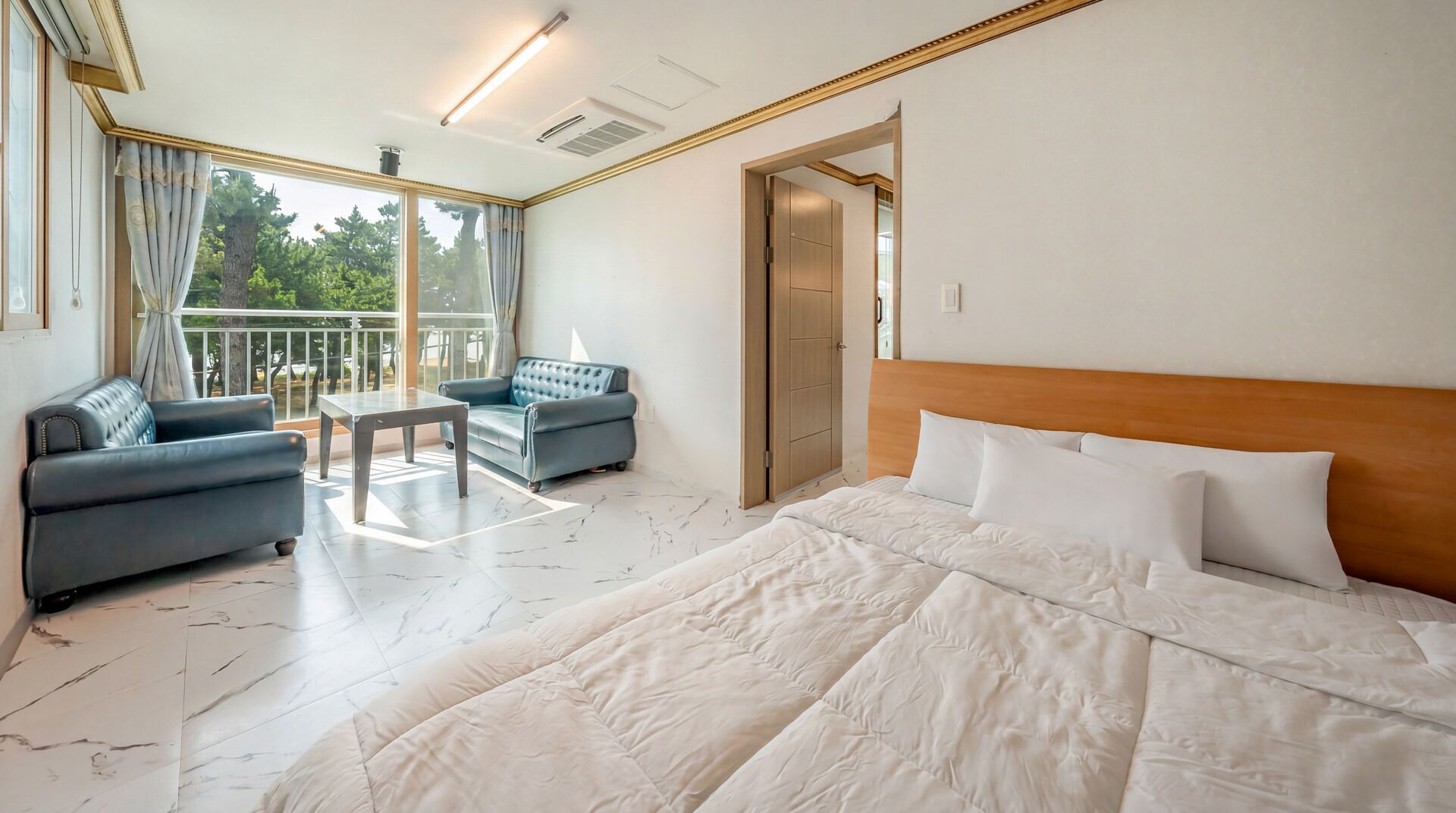 Basic Room, 1 Bedroom (Pine Breeze (Ocean View / BBQ)) | 1 bedroom, free WiFi