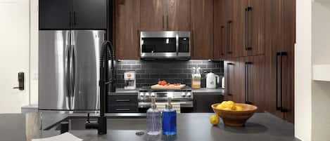 Fridge, microwave, oven, stovetop