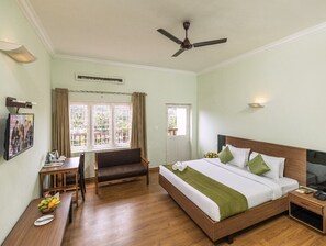 Deluxe Double Room - The Cardamom Thekkady (Peermade)