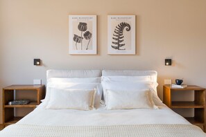 4 bedrooms, iron/ironing board, travel cot, free WiFi - Flat in Modica for 8 People with A/C (Modica)