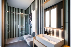Shower, hair dryer, bidet - Flat in Modica for 8 People with A/C (Modica)