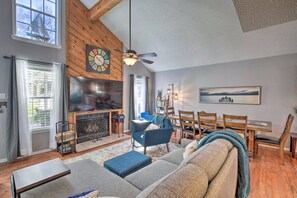 TV, fireplace, DVD player