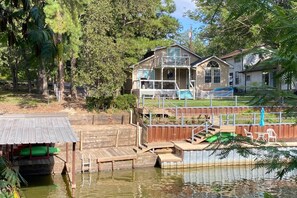 Exterior - The Cozy Cove at Cedar Creek Lake: Kayaks, Dock, Kids & Dog Friendly! (Tool)
