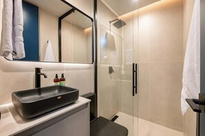 Een douche, een haardroger