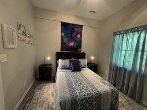 4 bedrooms, travel cot, WiFi, bed sheets