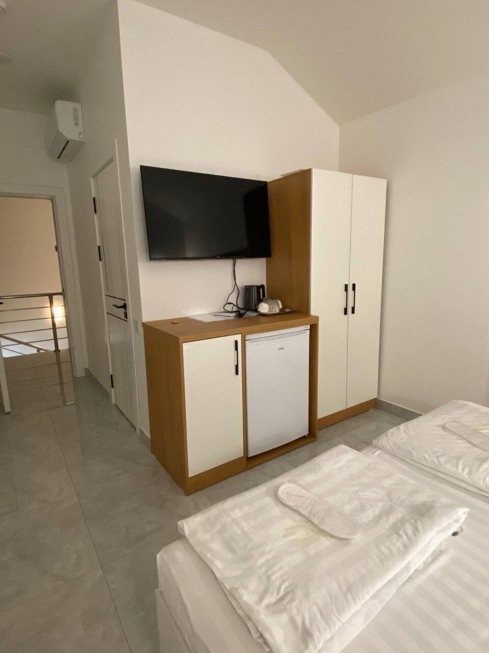 Standard Double Room, City View | Desk, laptop workspace, WiFi (free)