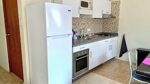 Microwave, oven, stovetop