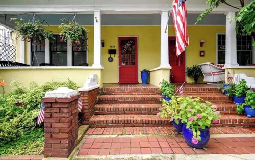 Historic Row Home | Hot Tub - 1 Block from Gate 1!