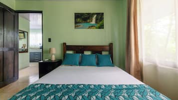 2 bedrooms, WiFi, bed sheets, wheelchair access