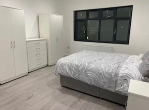 2 chambres, Wi-Fi, draps fournis