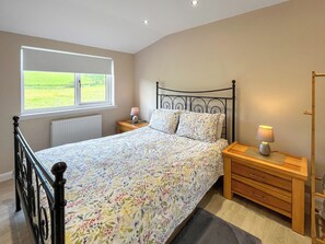 2 bedrooms, free WiFi