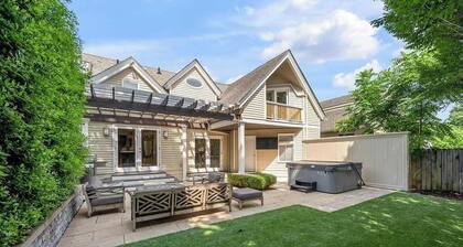 Hot Tub | Luxury | Patio | Fire Pit | Downtown