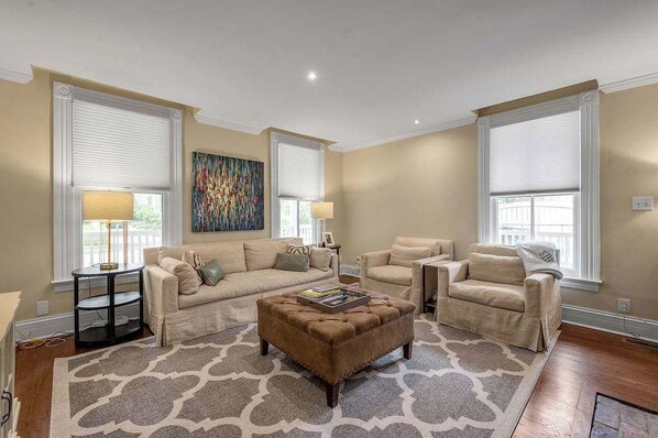 Televisio, työhuone