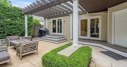 Hot Tub | Luxury | Patio | Fire Pit | Downtown