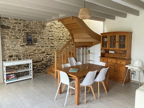 Jolie maison familiale en pierre