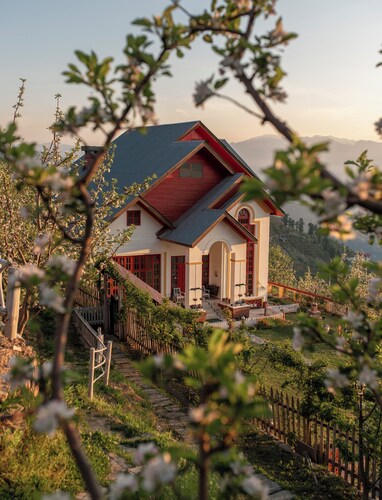 Shelapani Homes shimla hills 4-bedroom bungalow in Jubbal