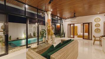 Classic Villa | Living room