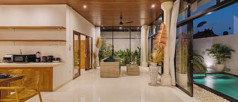 Classic Villa | Living room