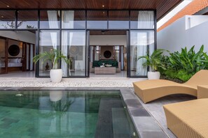 Outdoor pool, pool loungers