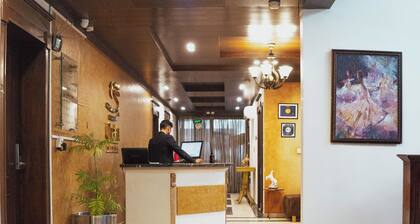 S Chalet Islamabad offers the best Deluxe Rooms in town. Book you space now...