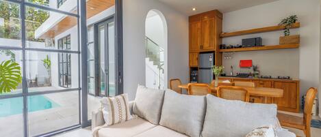 Comfort Villa | Living room