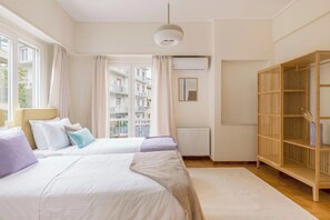 3 chambres, bureau, fer et planche à repasser, Wi-Fi gratuit