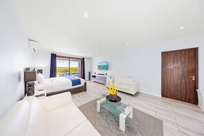 3 bedrooms, desk, iron/ironing board, travel cot