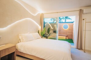 5 bedrooms, iron/ironing board, free WiFi, bed sheets