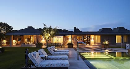 Villa Ă Capo Coda Cavallo avec 9 chambres Ă coucher, 17 couchages