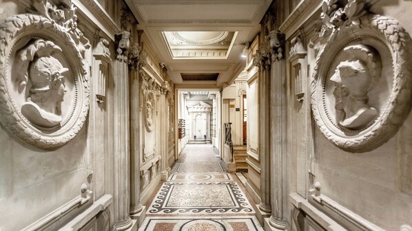 Exterior - Merveil Luxury Suites - Marcel I-II (Paris)
