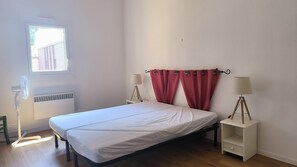 2 bedrooms, iron/ironing board, free WiFi - St Cyprien Comfort by the Green Swimming Pool (Saint-Cyprien)