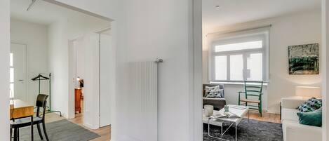 TV connectée de 21 pouces avec chaßnes par cùble