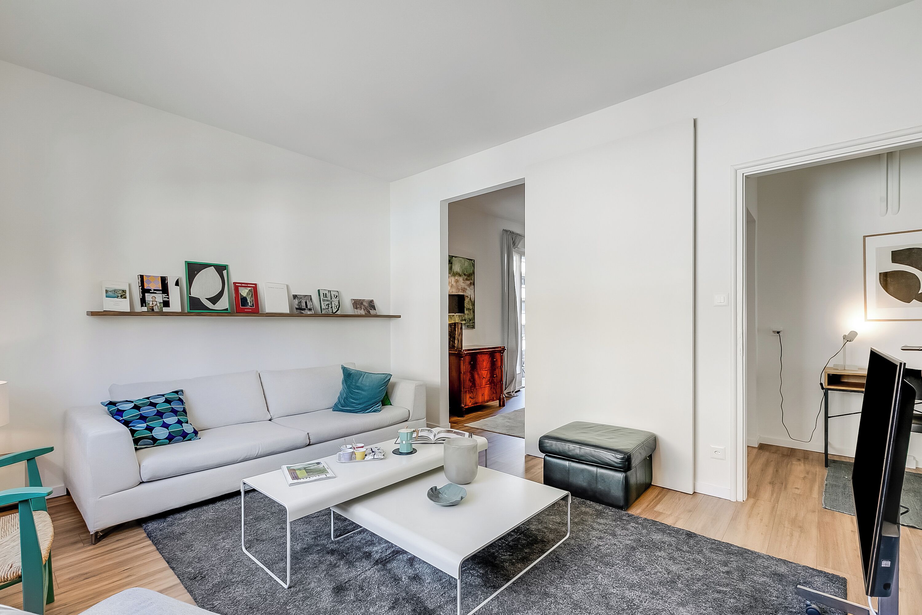 21-Zoll-Smart-TV mit Kabelempfang