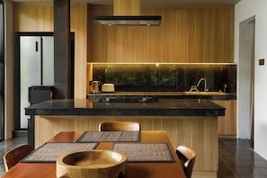 Deluxe Villa, 3 Bedrooms, Pool View | Private kitchen | Electric kettle - Villa Savaya Canggu Batu Bolong (Canggu)