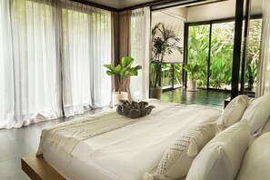 Villa Deluxe, 3 chambres, vue piscine | Fer et planche à repasser, Wi-Fi gratuit, draps fournis