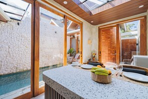 Restauration dans la chambre