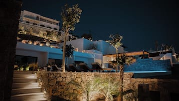 Außenpool (je nach Saison geöffnet)