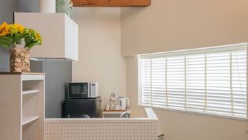 Comfort Duplex, Non Smoking, Balcony | Blackout drapes, free WiFi, bed sheets