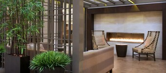 Pet-Friendly Room with Fitness Center Close to Fairfax Museum & Visitor Center